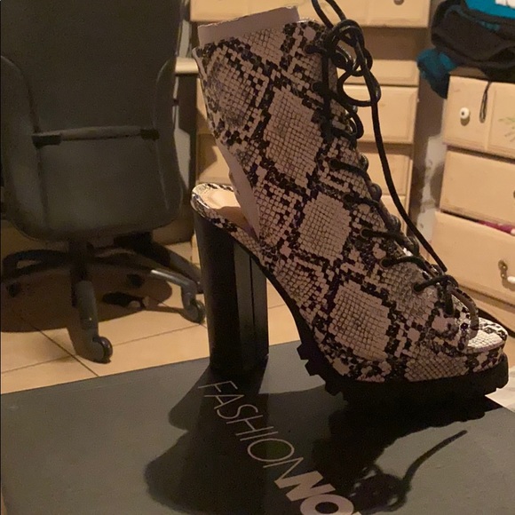 Fashion Nova Shoes - New Fashion Nova snake print booties